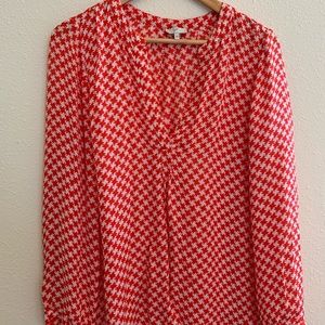 Like new Joie houndstooth silk blouse size M
